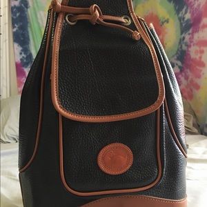 Dooney & Bourke cross body bucket back pack Purse